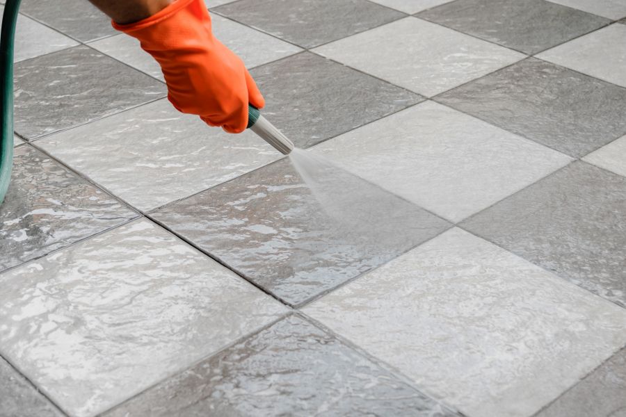 Stone Cold Clean with Grout Medic Stone Cold Clean with Grout Medic