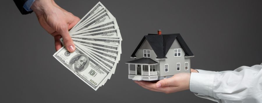 The Benefits of Accepting a Cash Offer When Selling Your Home