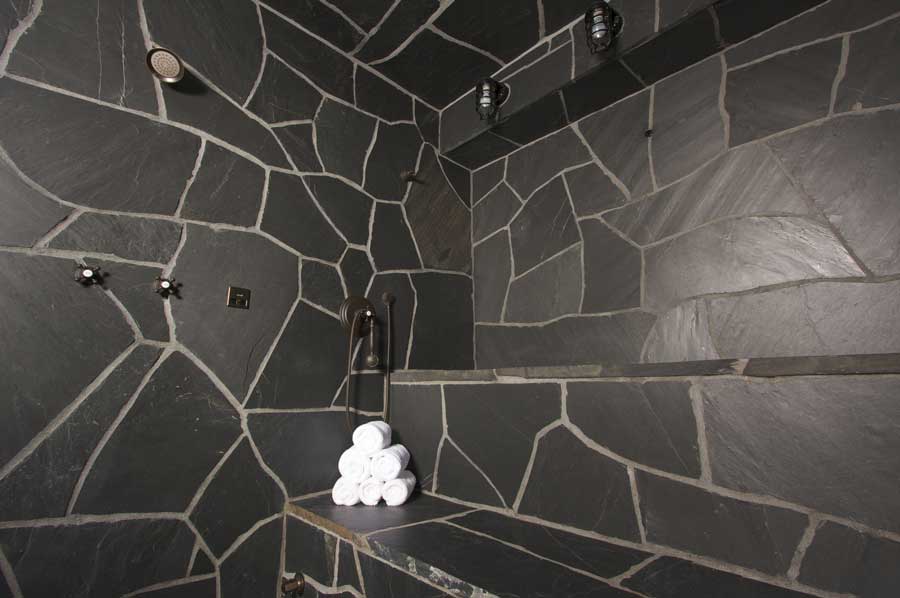 The Differences Between Natural Stone and Ceramic Tile